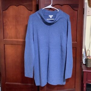 JJill Country blue long sleeved tunic sweater with vowel neck